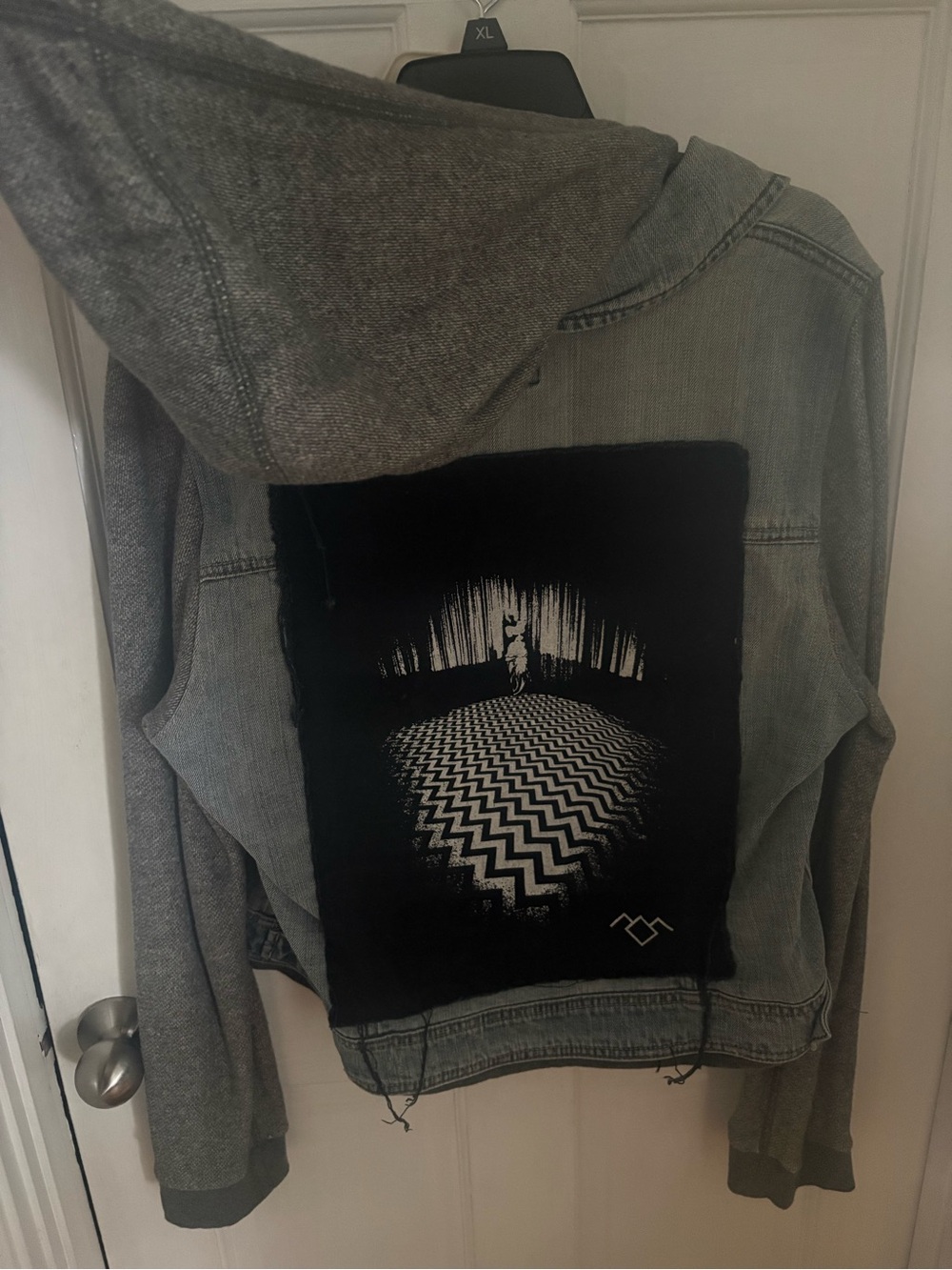 Twin Peaks custom back patch Light Gray Hooded Denim Jacket